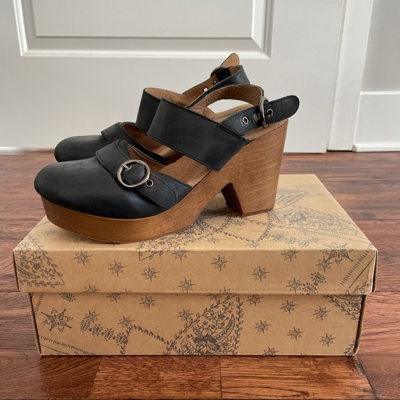 Free People Park Circle Clogs - Picture 2 of 8